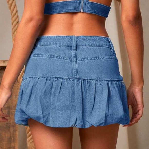 Medium wash minimalist denim Jean Mini skirt - Picture 3 of 6